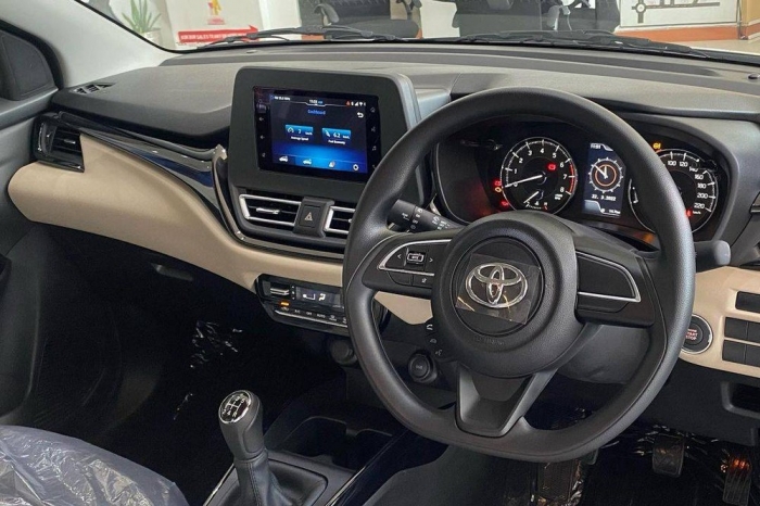 toyota-glanza-2022-4