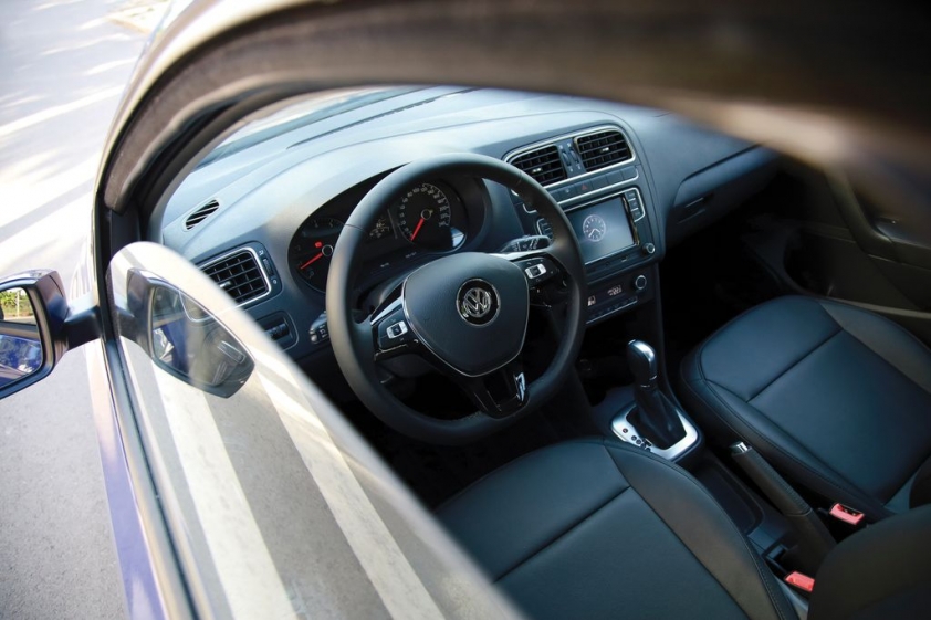 Volkswagen-Polo-Sport-Edition-3
