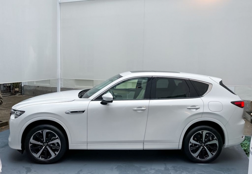 mazda-cx-60-2