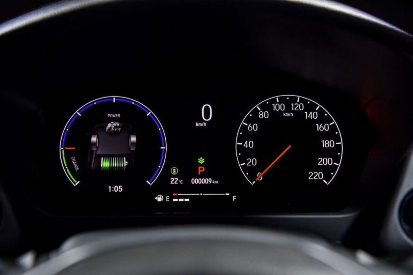 Honda-City-hybrid-4