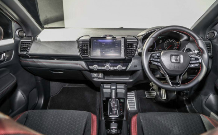 honda-city-hatchback-rs-3