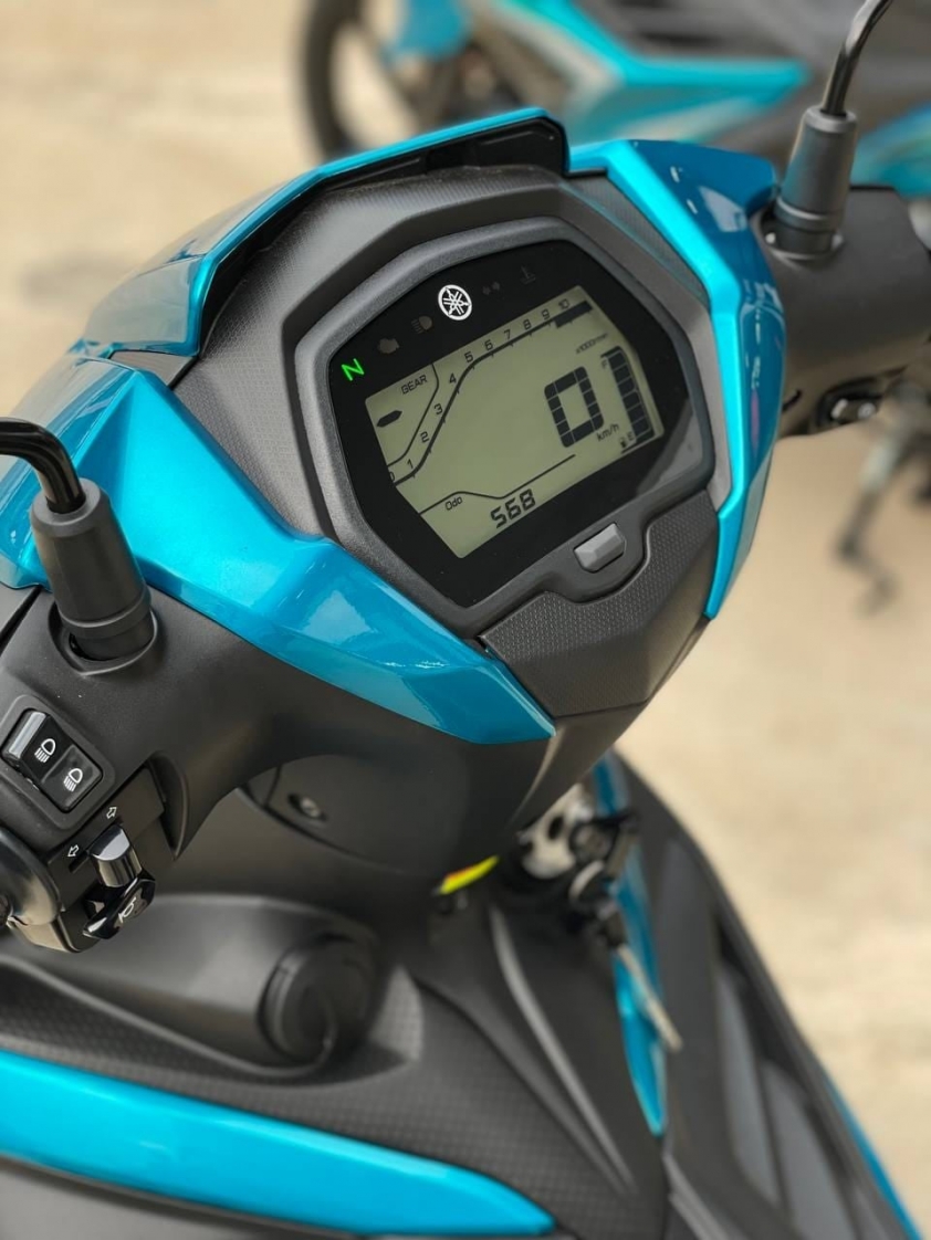 Yamaha-LC135-4