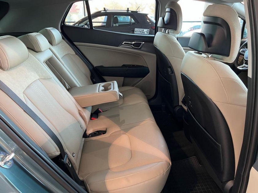 kia-sportage-2022-8