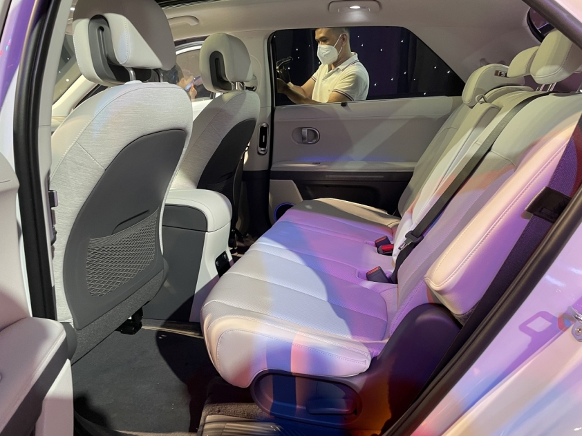 Hyundai-Ioniq-5-10