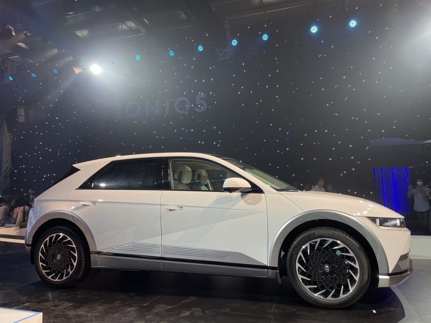 Hyundai-Ioniq-5-5