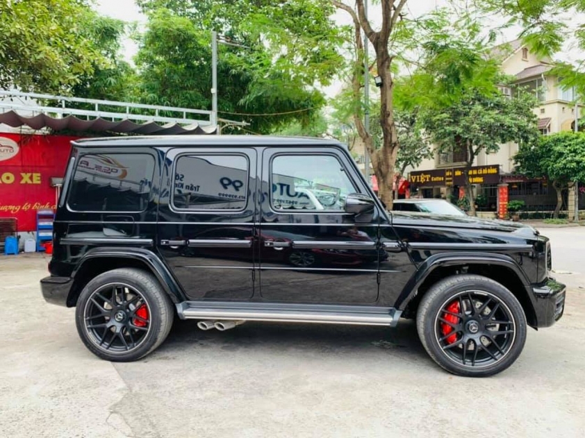 Mercedes-AMG-G63-2