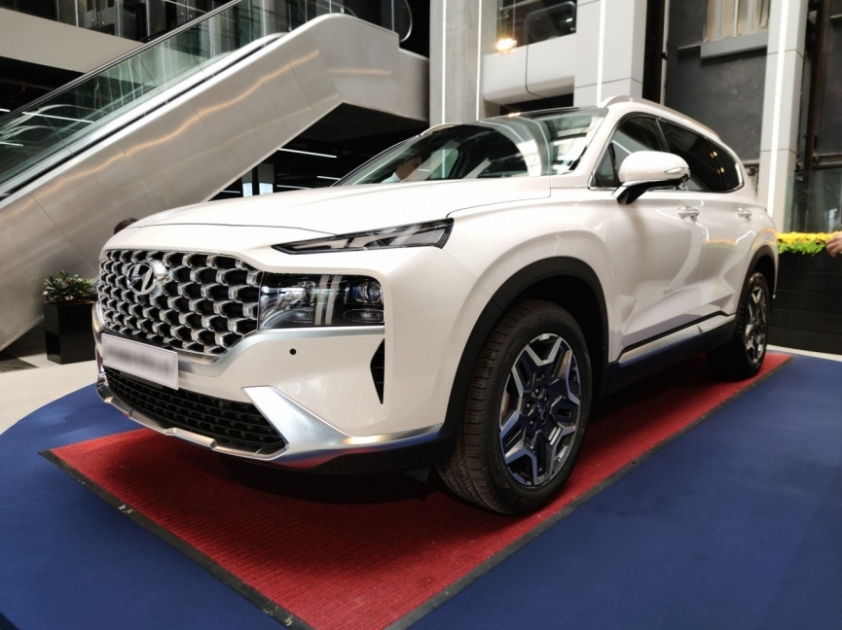 hyundai-santafe-55555-4