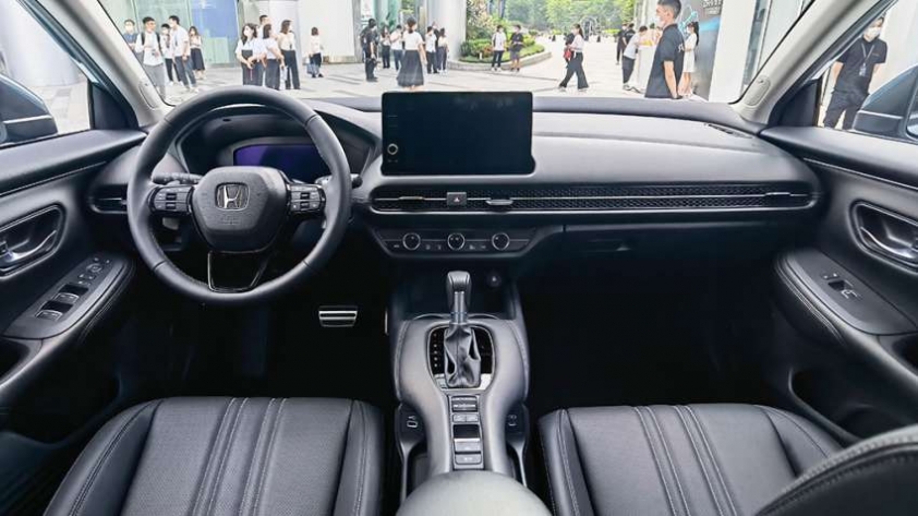 honda-zr-v-3