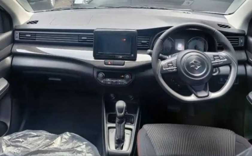 MPV 7 chỗ Hybird Suzuki lộ giá bán, đe nẹt Xpander, Veloz Cross 154466