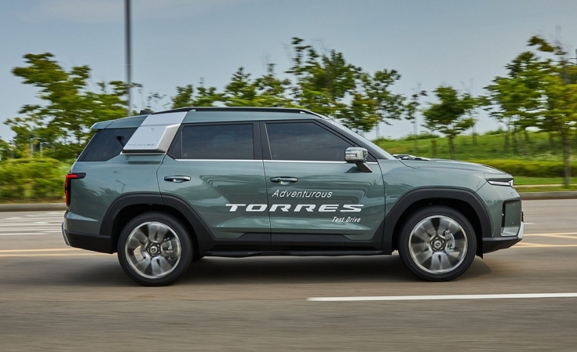 ssangyong-torres-2022-2