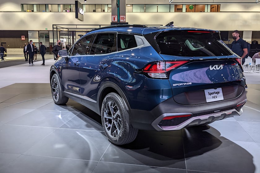 kia-sportage-hybrid-2023-3