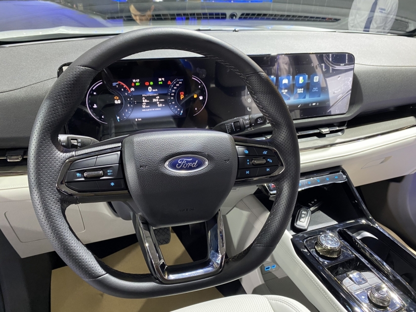 Ford Territory 2023 chính thức ra mắt tại Việt Nam: giá rẻ hơn, công nghệ xịn sò 200635