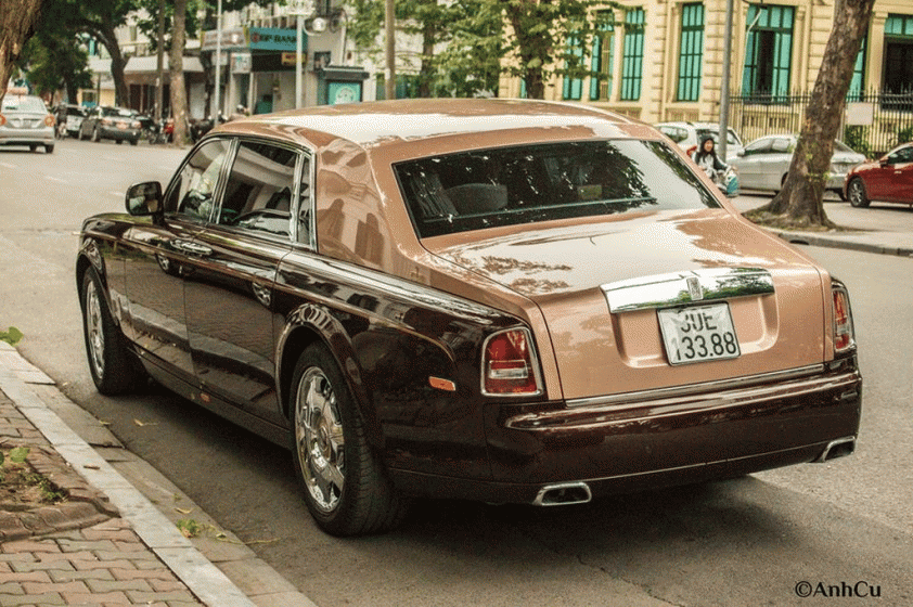 Sau Rolls-Royce Ghost, Phantom Lửa Thiêng của ông Trịnh Văn Quyết cũng sẽ được đấu giá 205220