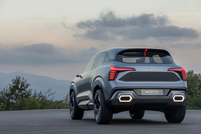 TRỰC TIẾP: Mitsubishi XFC - mẫu concept siêu ấn tượng ra mắt toàn cầu tại Việt Nam 205065
