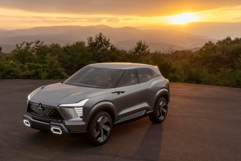 TRỰC TIẾP: Mitsubishi XFC - mẫu concept siêu ấn tượng ra mắt toàn cầu tại Việt Nam 205066