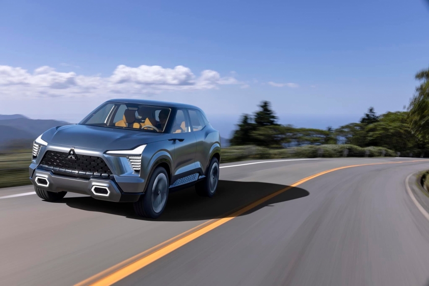 TRỰC TIẾP: Mitsubishi XFC - mẫu concept siêu ấn tượng ra mắt toàn cầu tại Việt Nam 205078
