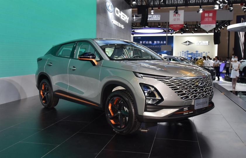 chery-omoda-5