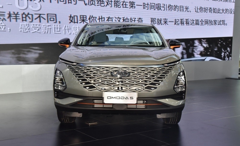 chery-omoda-5-2