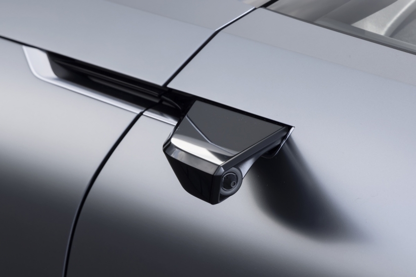 Đại lý đã nhận cọc mẫu SUV cỡ B độc lạ của Mitsubishi, giá khoảng 700 triệu đồng 208137