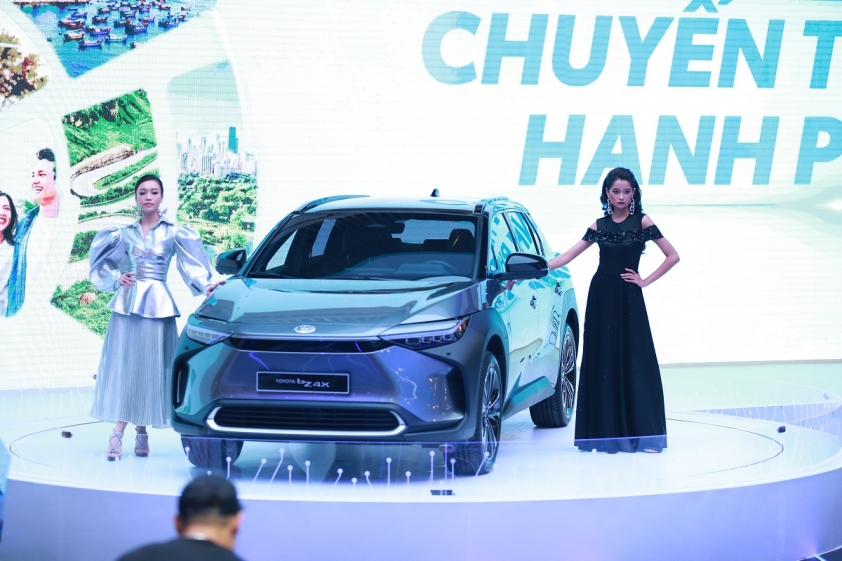 Dàn mỹ nhân chân dài