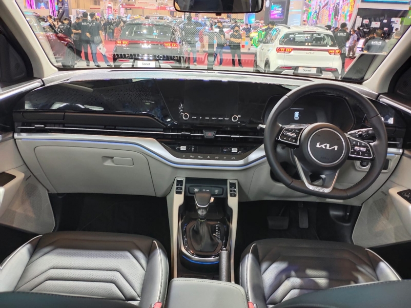 Hé lộ thời điểm ra mắt Kia Carens 2023 tại Việt Nam, đối trọng của Toyota Veloz 213912