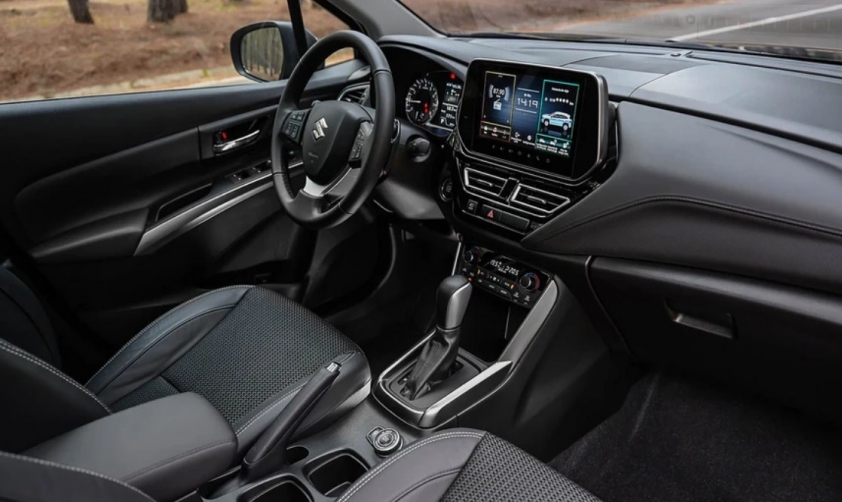 Mẫu SUV cỡ B siêu tiết tiệm xăng của Suzuki ra mắt, giá từ 714 triệu đồng 215106