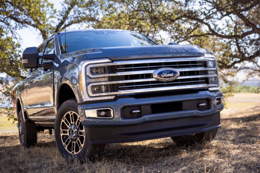 Bán tải Ford siêu hầm hố gây ấn tượng với 52.000 đơn đặt hàng sau 5 ngày mở bán 215488