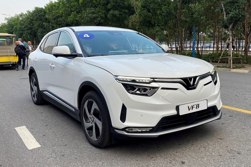 VinFast VF 8