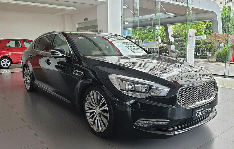 Kia Quoris