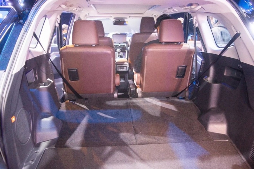 Toyota Innova 2023