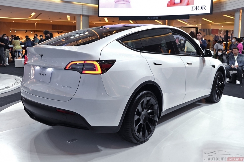 Tesla Model Y mở bán tại Thái Lan: giá hơn 1 tỷ đồng, xứng tầm đấu VF 8 229737