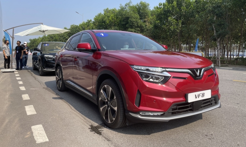 Giá xe VF e34 và VF 8 siêu hấp dẫn khi VinFast nhận thanh toán bằng Voucher 236116