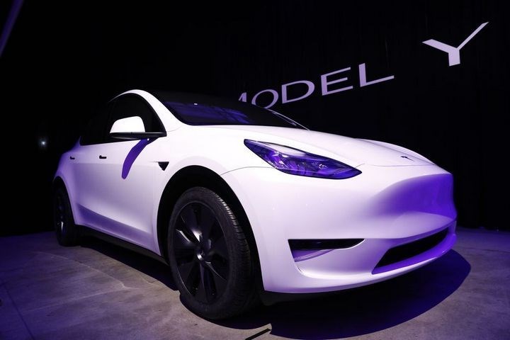 Xe điện VinFast vừa cập bến Mỹ, Tesla đã tung khuyến mãi siêu hấp dẫn 237161