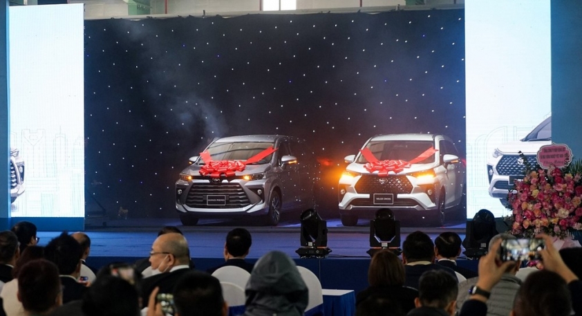 Chính thức xuất xưởng Toyota Veloz Cross và Avanza Premio lắp ráp trong nước 237479