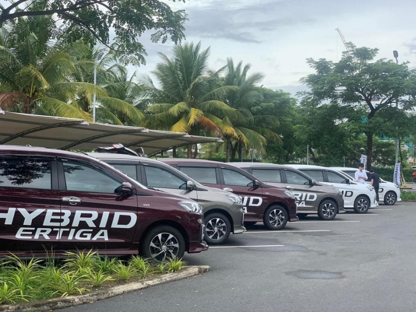 Suzuki Ertiga hybrid giảm giá “kịch sàn” cuối năm, giá rẻ nhất phân khúc 237530