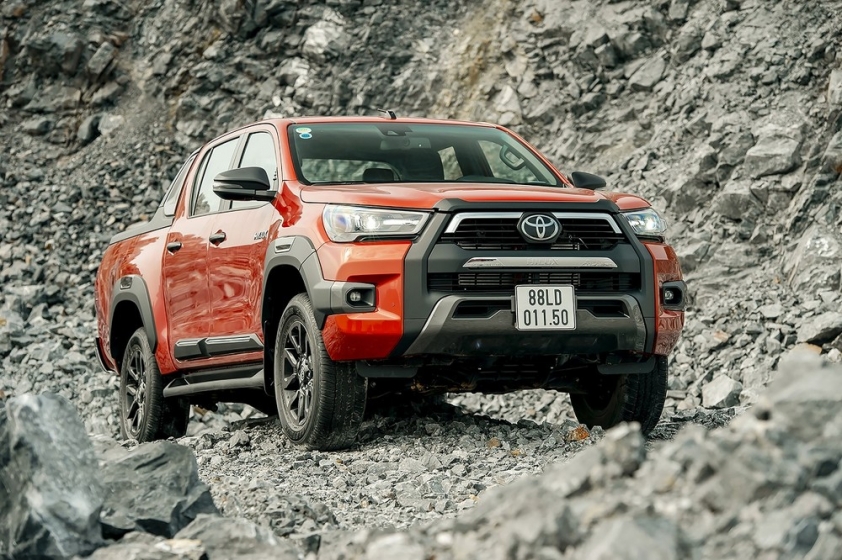 toyota-hilux