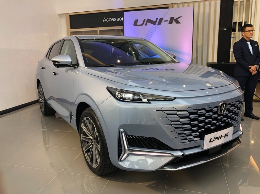 Khám phá mẫu SUV 7 chỗ đẹp long lanh vừa ra mắt, cạnh tranh Santa Fe, Sorento 239108