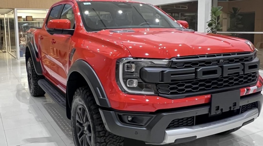 ford-ranger-raptor-2023-2