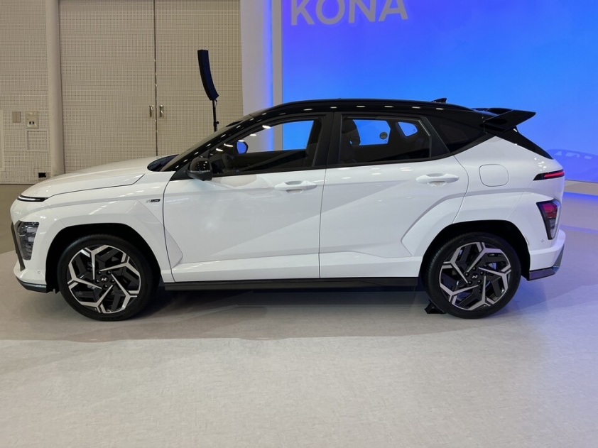 hyundai-kona-2024-7-1674114059.jpg
