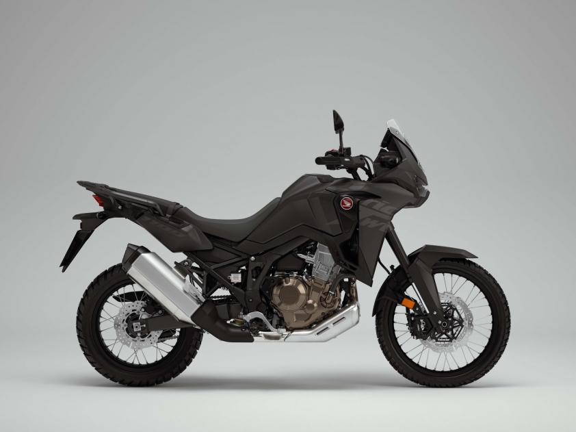 honda-africa-twin-2023-1-1675669987.jpg