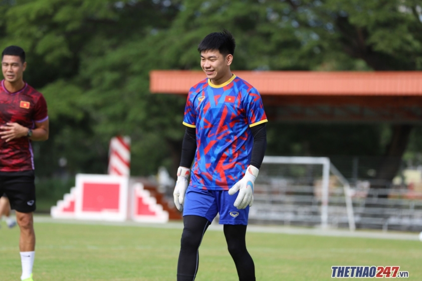Bất ngờ với lý do người hùng U23 Việt Nam không đi đá giải Châu Á 319224
