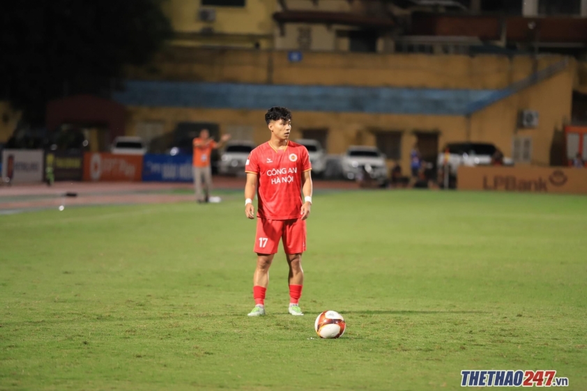 Văn Thanh bất ngờ nhắc về HAGL sau khi vô địch V-League 319217