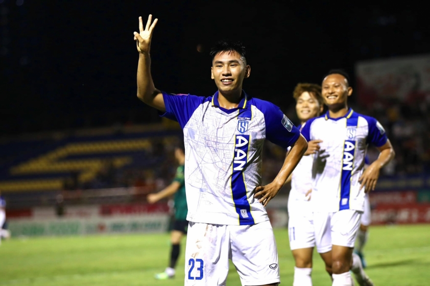 Những cầu thủ trẻ đáng xem tại V-League 2023/2024 343964
