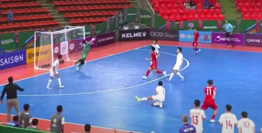 Trực tiếp futsal Việt Nam 1-0 Trung Quốc: ĐT Việt Nam cố gắng phòng thủ 446971