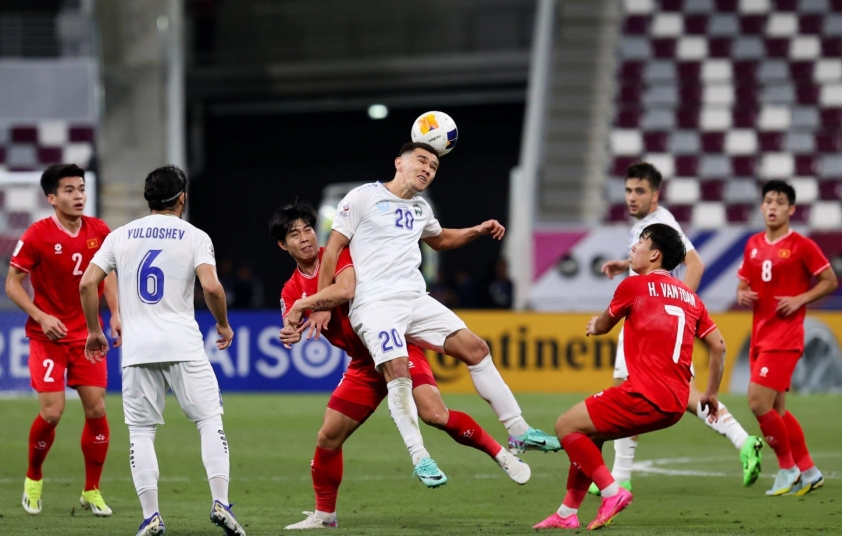 Trực tiếp U22 Việt Nam 0-0 U22 Uzbekistan: Căng thẳng 609359