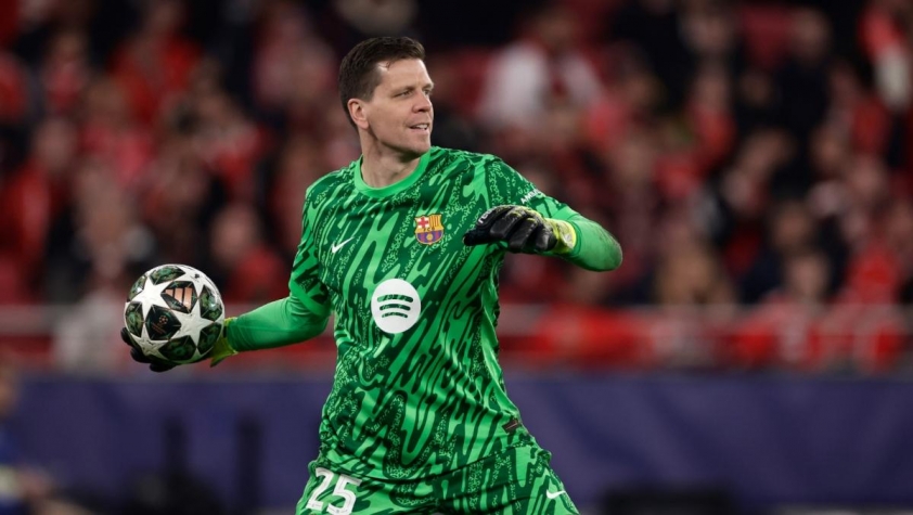 Szczesny: 'Đồng đội ở Barca làm hết, tôi ngồi hút thuốc cũng được' 625725