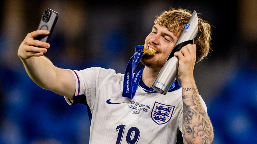 Tottenham hạ quyết tâm mua sao trẻ hay nhất Châu Âu 681282