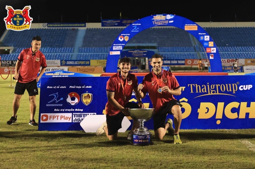 Đại gia V-League chia tay 2 ngoại binh Tây Ban Nha sau hơn 1 tháng 684185