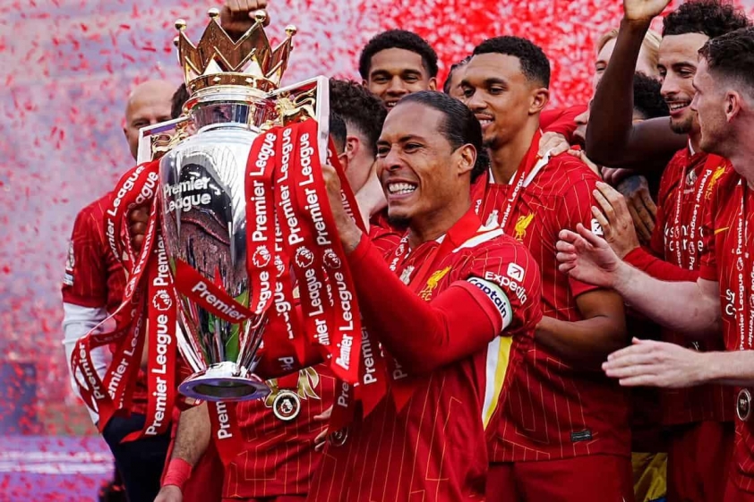 Liverpool chuẩn bị ký hợp đồng với trung vệ hàng đầu thế giới-699842