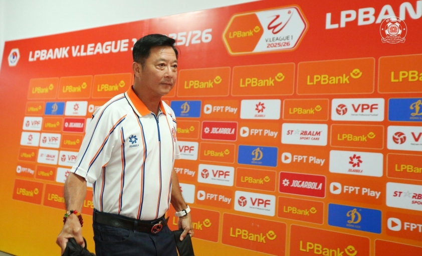 HLV Lê Huỳnh Đức 704108